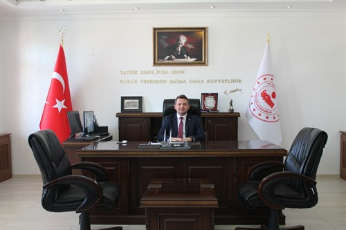 KAYMAKAM MUHAMMED RAŞİT KURT’UN YENİ YIL MESAJI: 